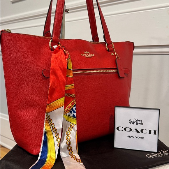 Coach Handbags - Coach Tote Gallery Large Red Leather Zip Bag